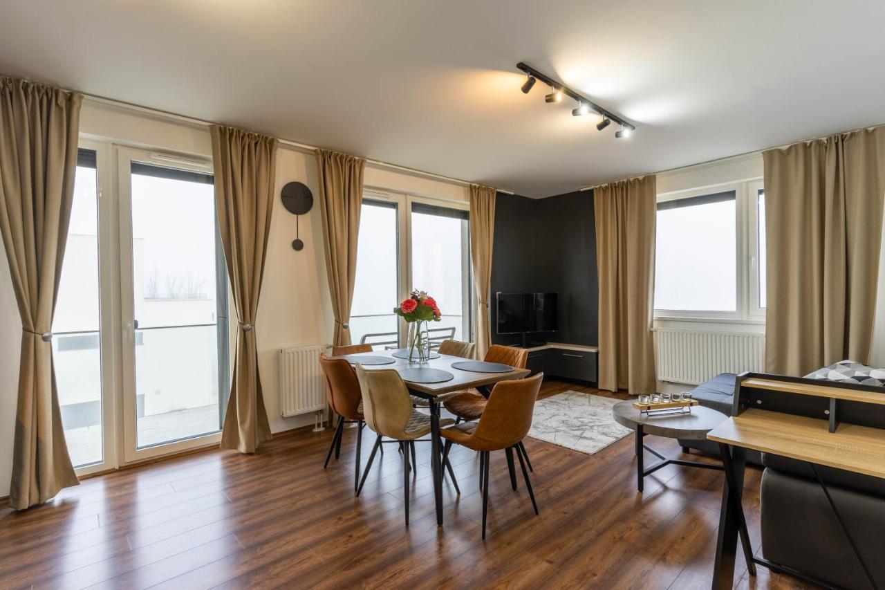 Lakeview Apartment 305 Beachfront Fonyód Esterno foto