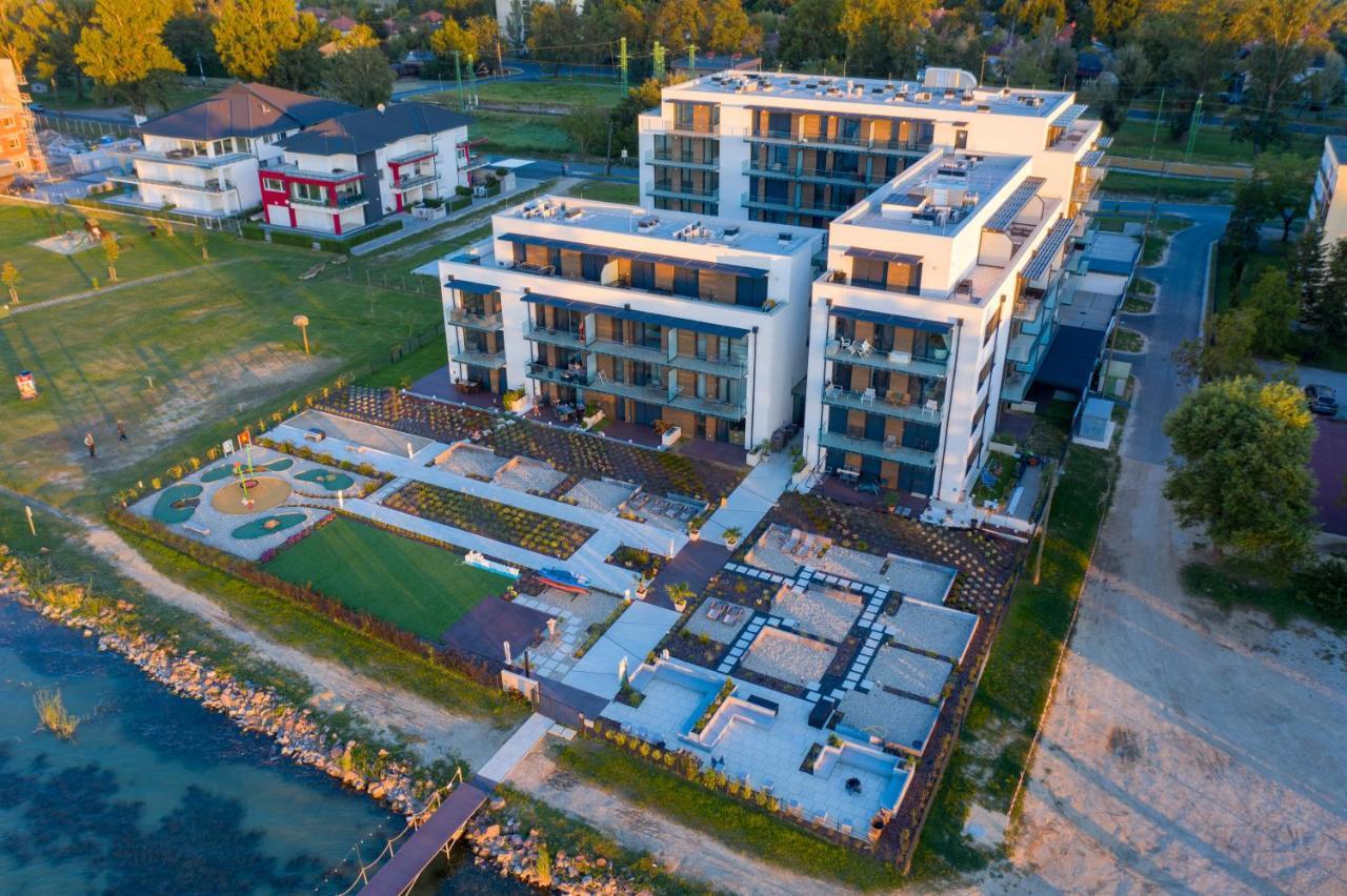 Lakeview Apartment 305 Beachfront Fonyód Esterno foto